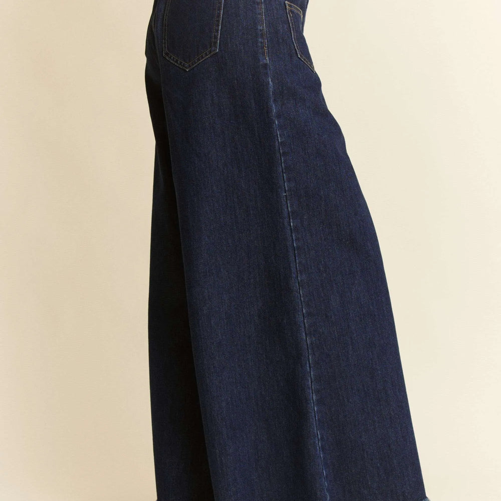 
                  
                    bb91fe53c1104133ab262c6824f8c4c7-Max-Origin
                  
                